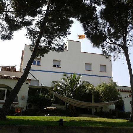 Alberg Costa Brava Llanca Exterior photo
